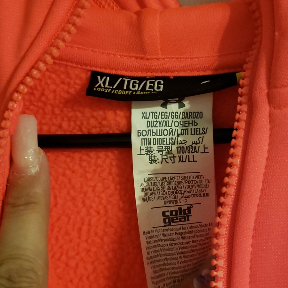 Sweater - Picture 3 of 4